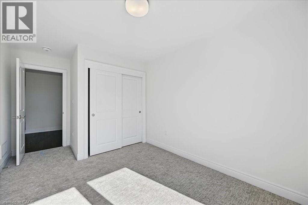 2184 Postmaster Drive Unit# 13, Oakville, ON - Indoor Photo Showing Other Room