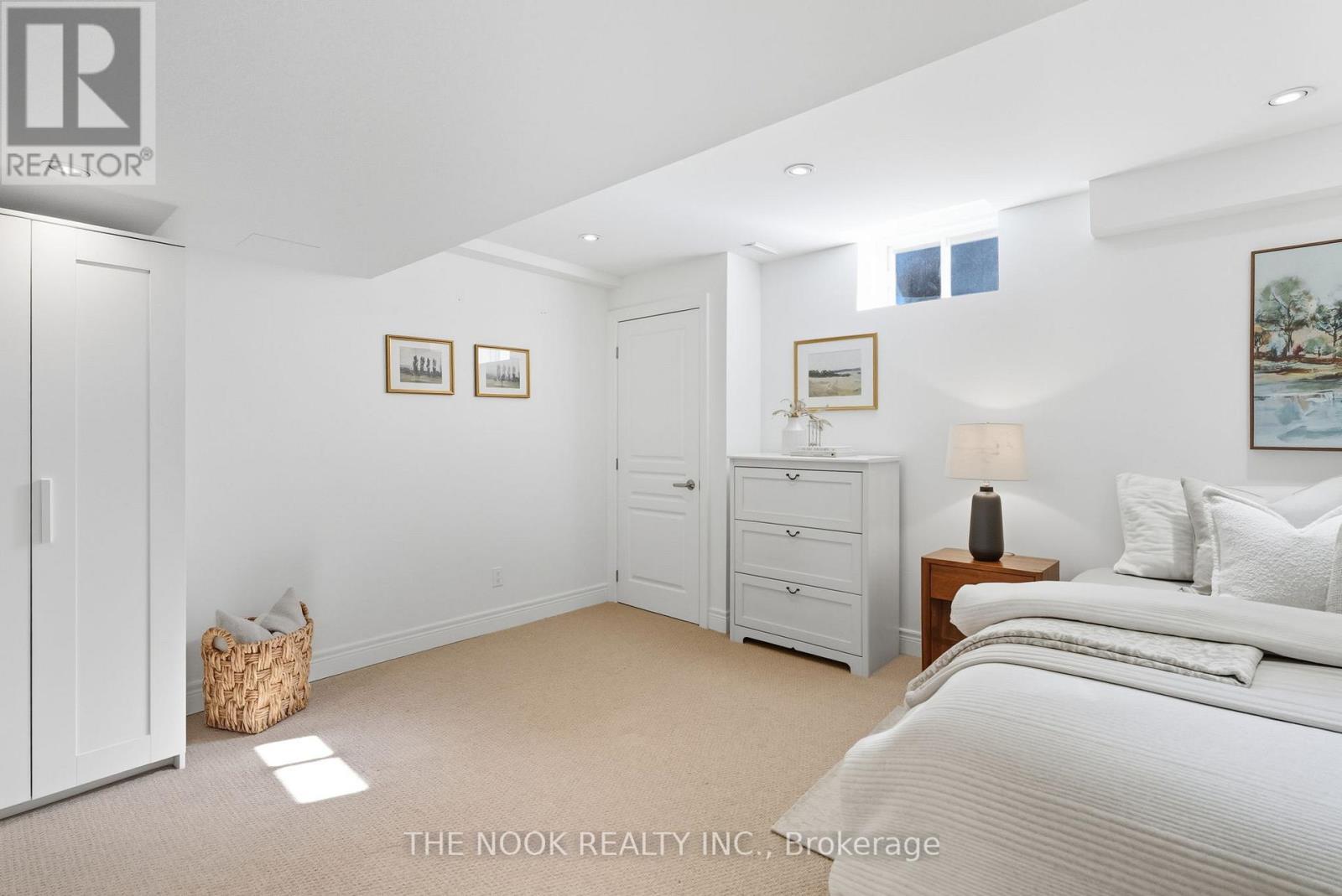 42 Bridle Court, Clarington (Courtice), ON - Indoor Photo Showing Bedroom