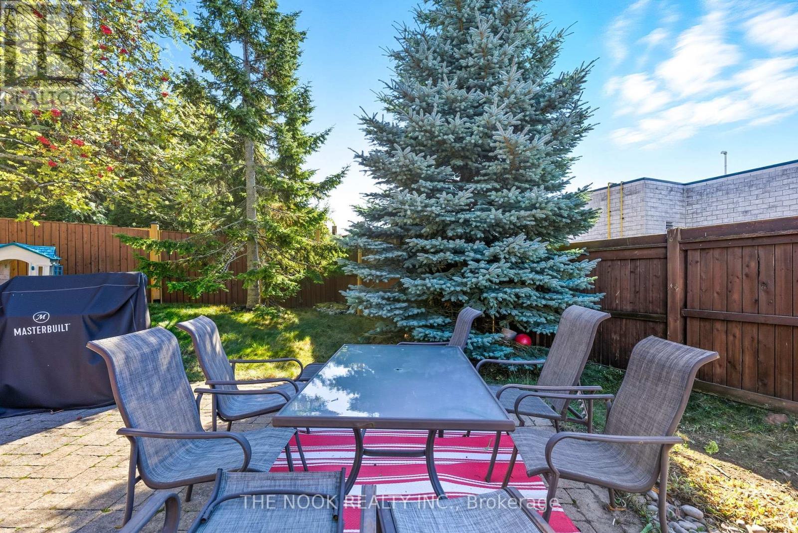 42 Bridle Court, Clarington (Courtice), ON - Outdoor With Deck Patio Veranda