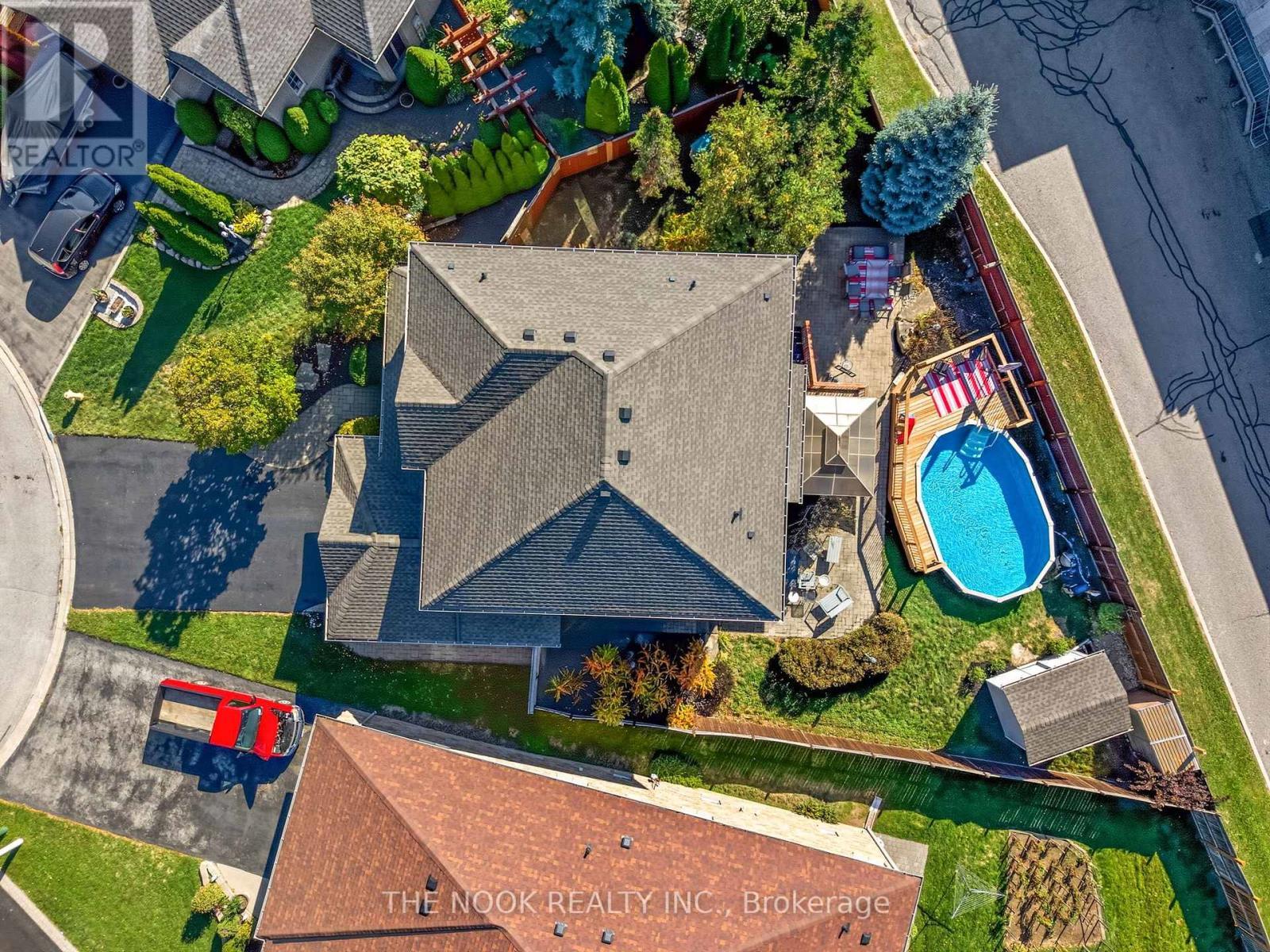 42 Bridle Court, Clarington (Courtice), ON - Outdoor