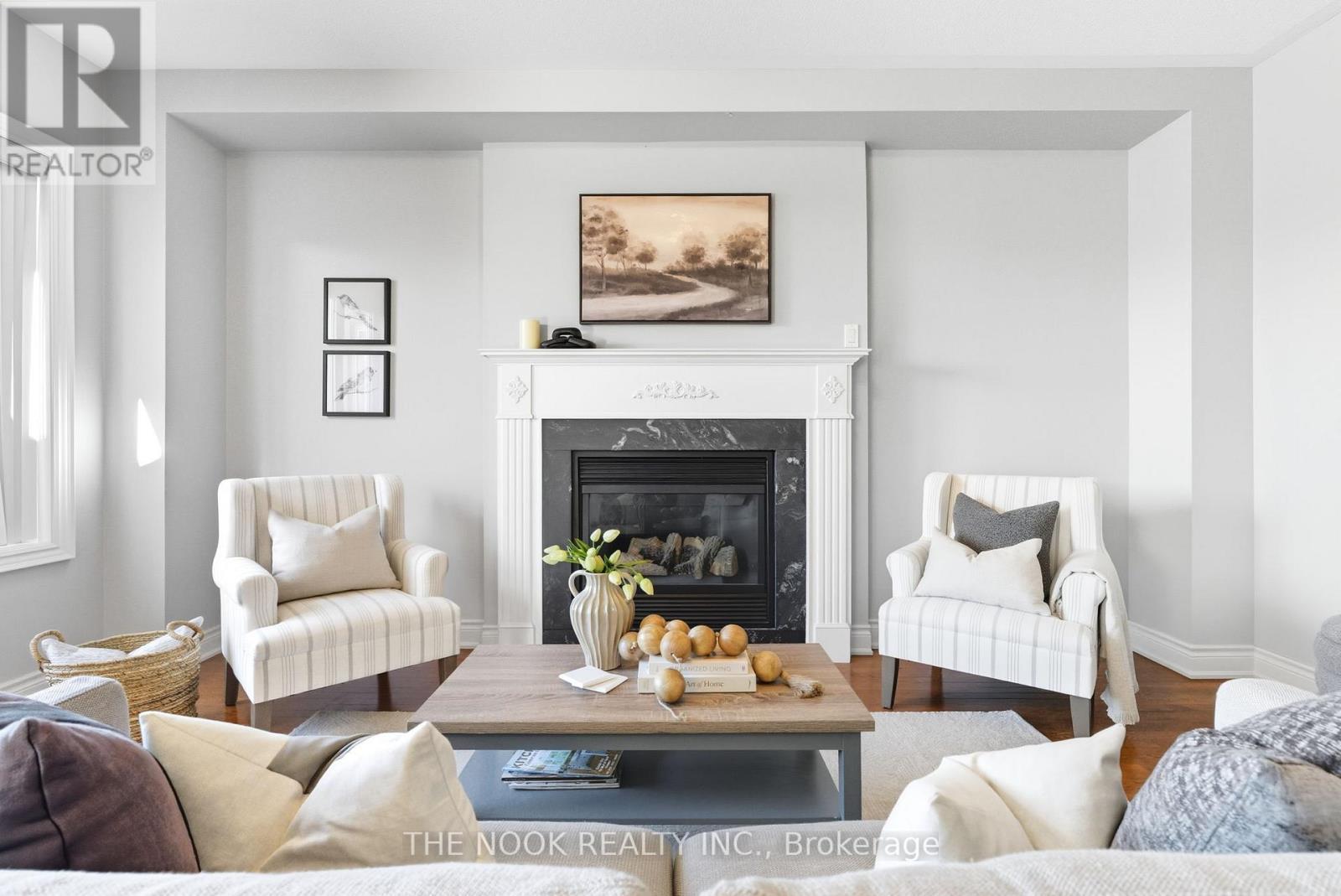 42 Bridle Court, Clarington (Courtice), ON - Indoor Photo Showing Living Room With Fireplace