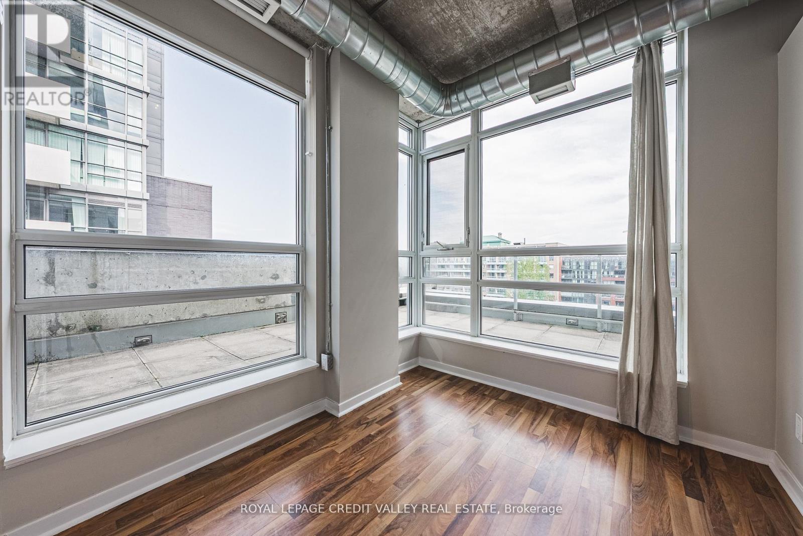 609 - 150 Sudbury Street, Toronto, ON - Indoor Photo Showing Other Room