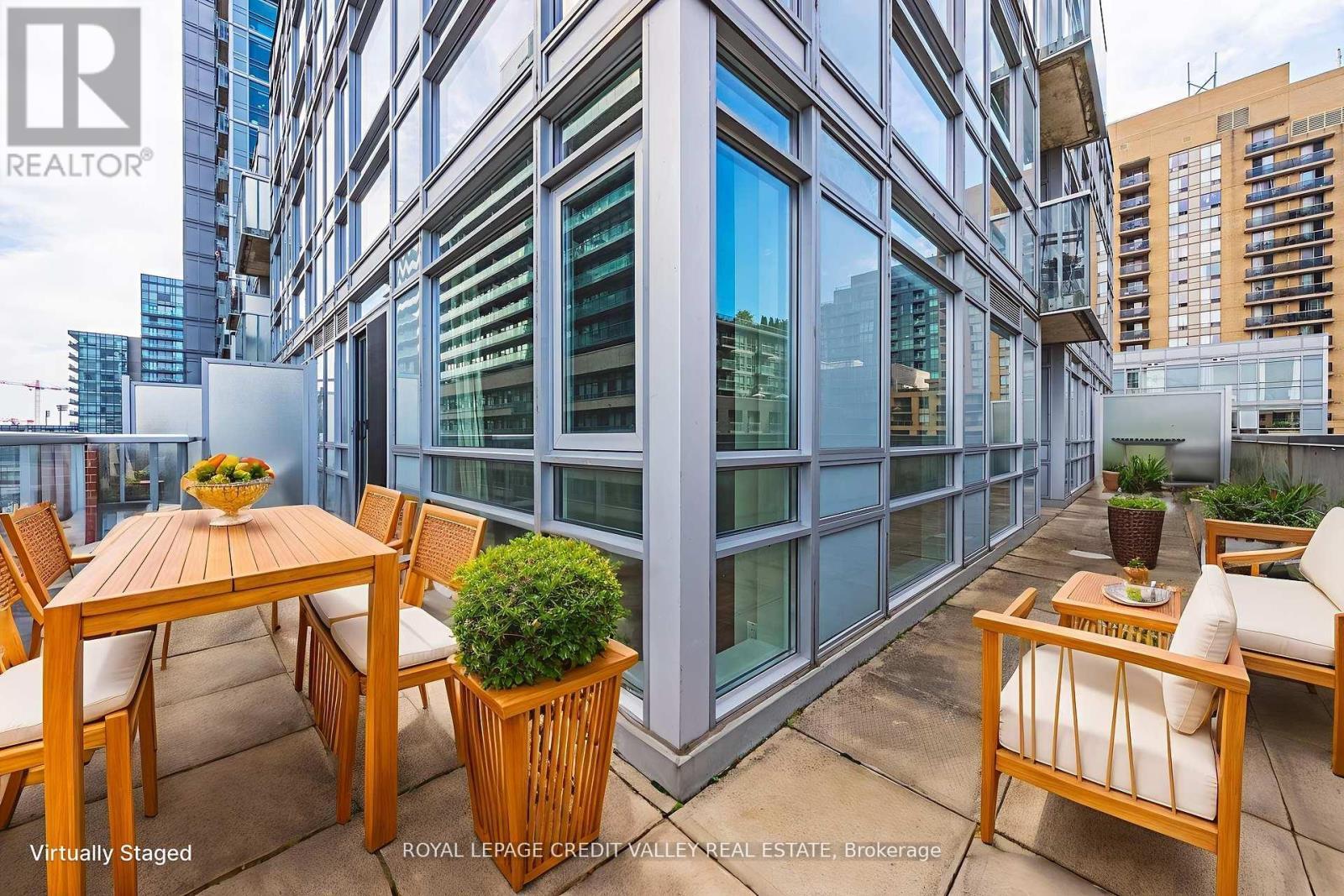 609 - 150 Sudbury Street, Toronto, ON - Outdoor