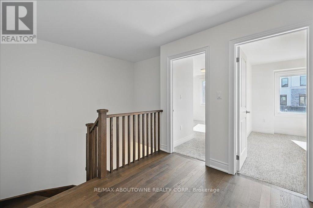 13 - 2184 Postmaster Drive, Oakville, ON - Indoor Photo Showing Other Room