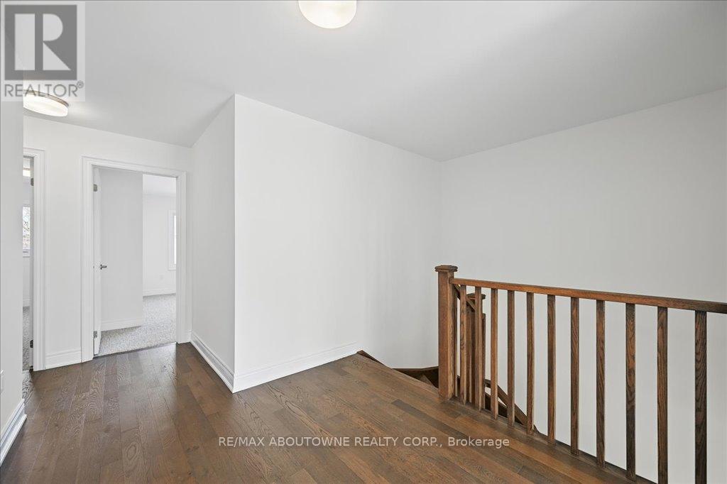 13 - 2184 Postmaster Drive, Oakville, ON - Indoor Photo Showing Other Room