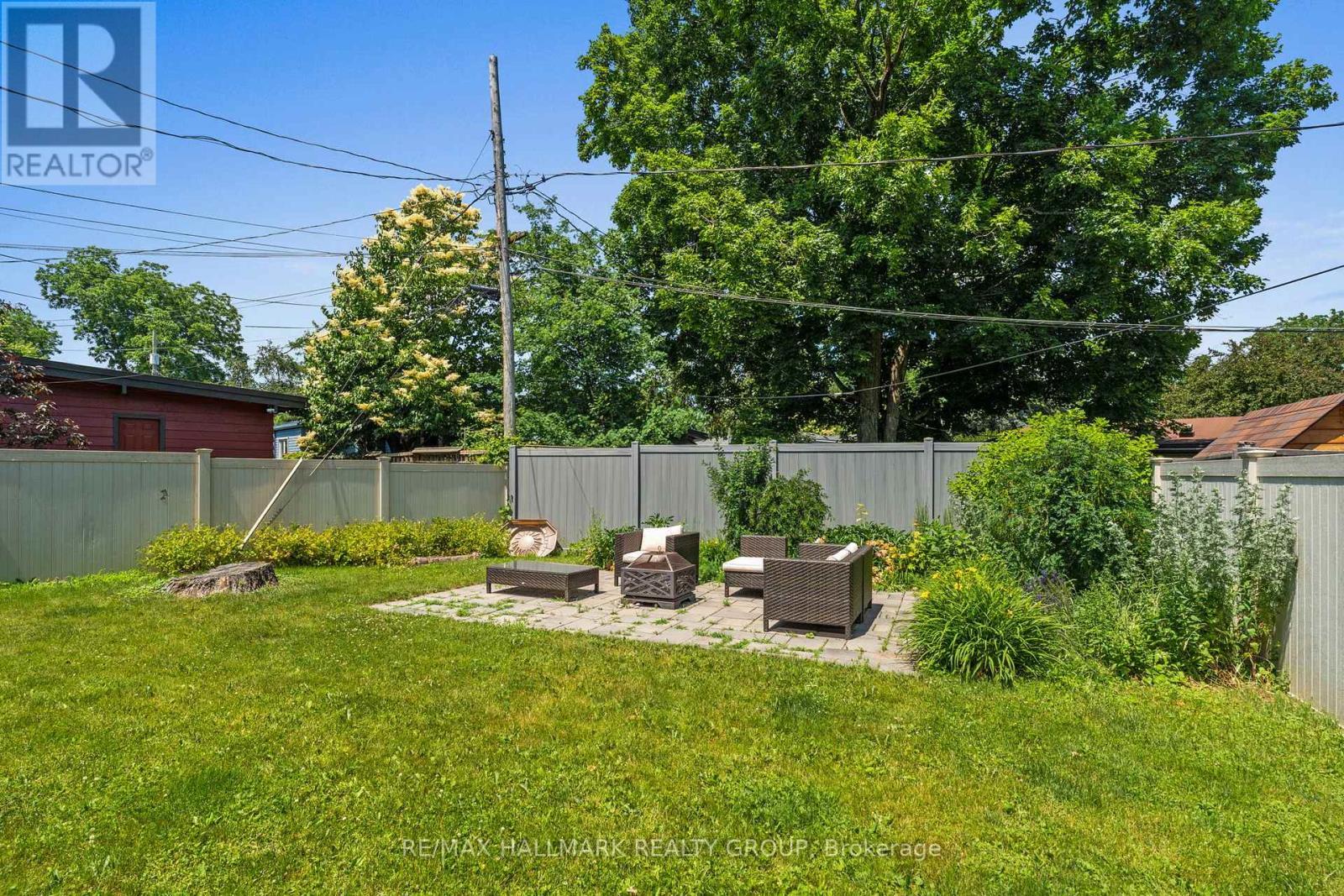 377 Summit Avenue, Ottawa, ON - Outdoor