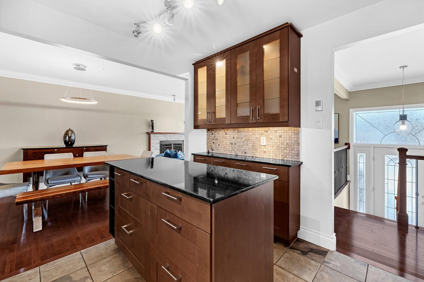 Cuisine - 3075 Rue Michaud, Brossard, QC - Indoor