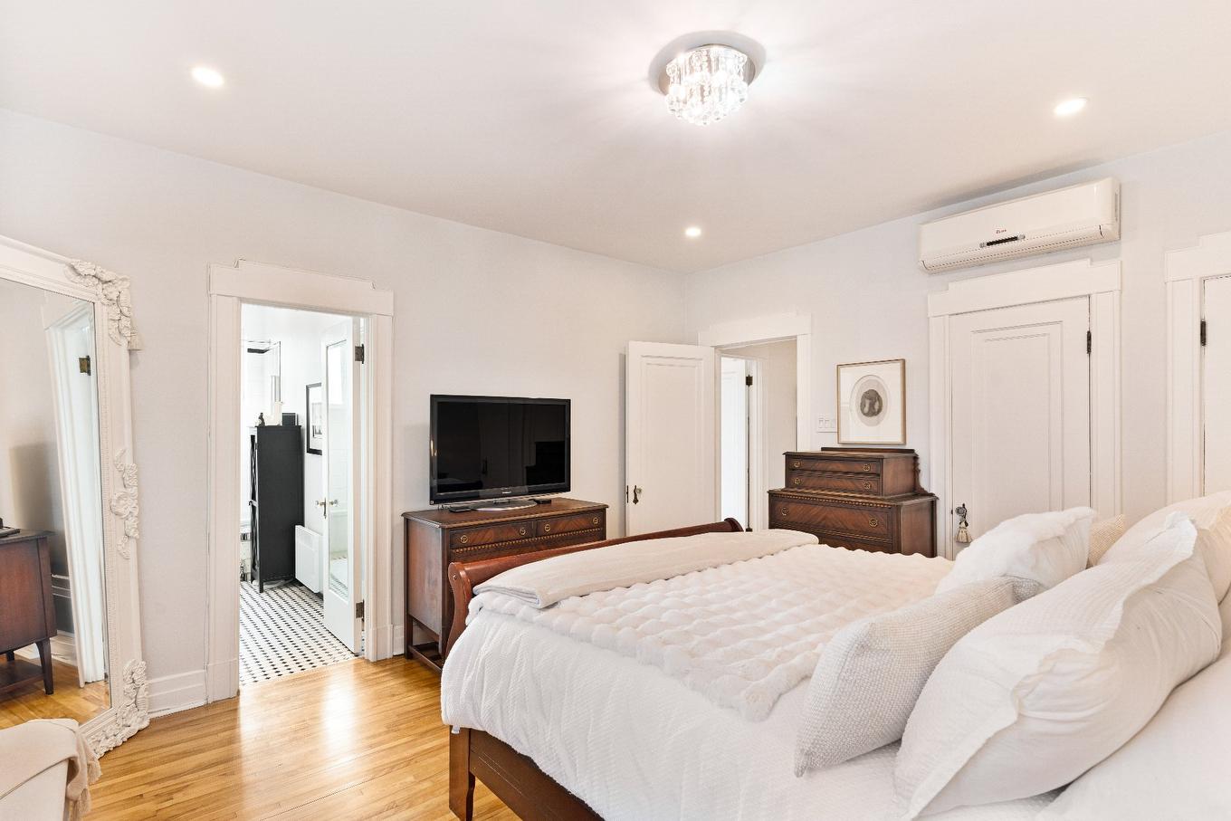 Chambre à coucher - 5456 Place Grovehill, Montréal (Côte-Des-Neiges/Notre-Dame-De-Grâce), QC - Indoor Photo Showing Bedroom