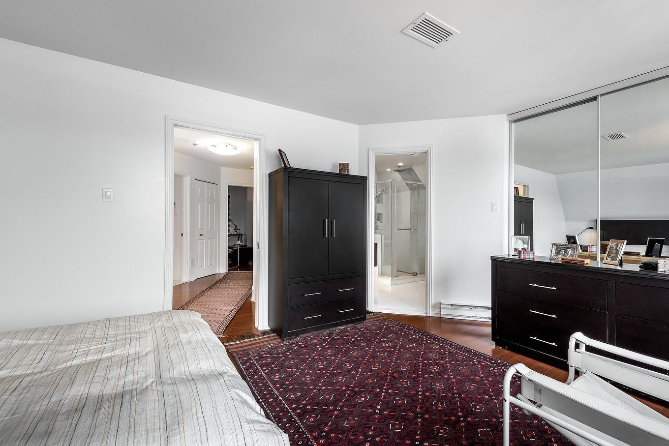 Primary bedroom - 1Z Av. Sauriol, Laval (Laval-Des-Rapides), QC