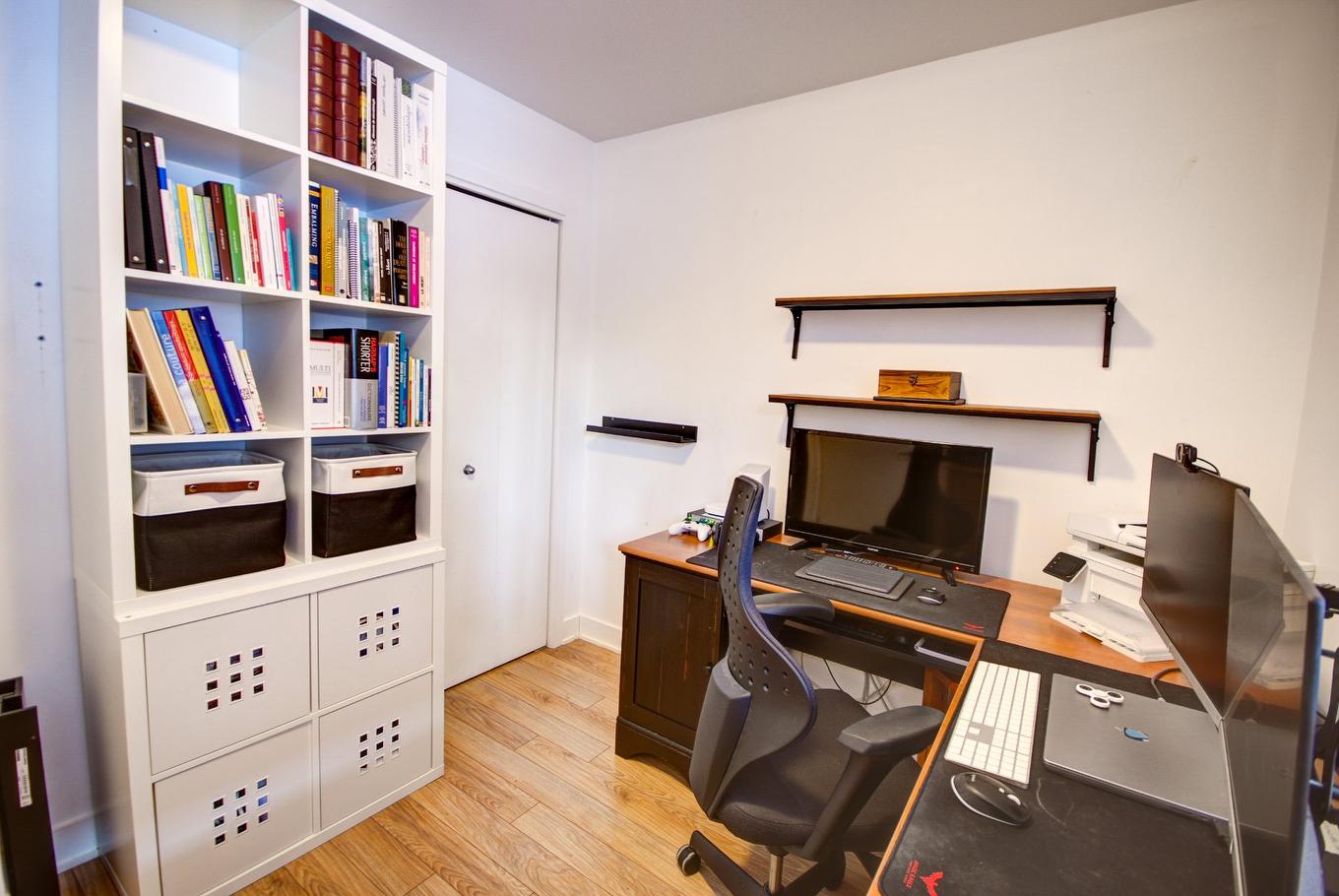 Bedroom - 1-9684 Av. Péloquin, Montréal (Ahuntsic-Cartierville), QC - Indoor Photo Showing Office