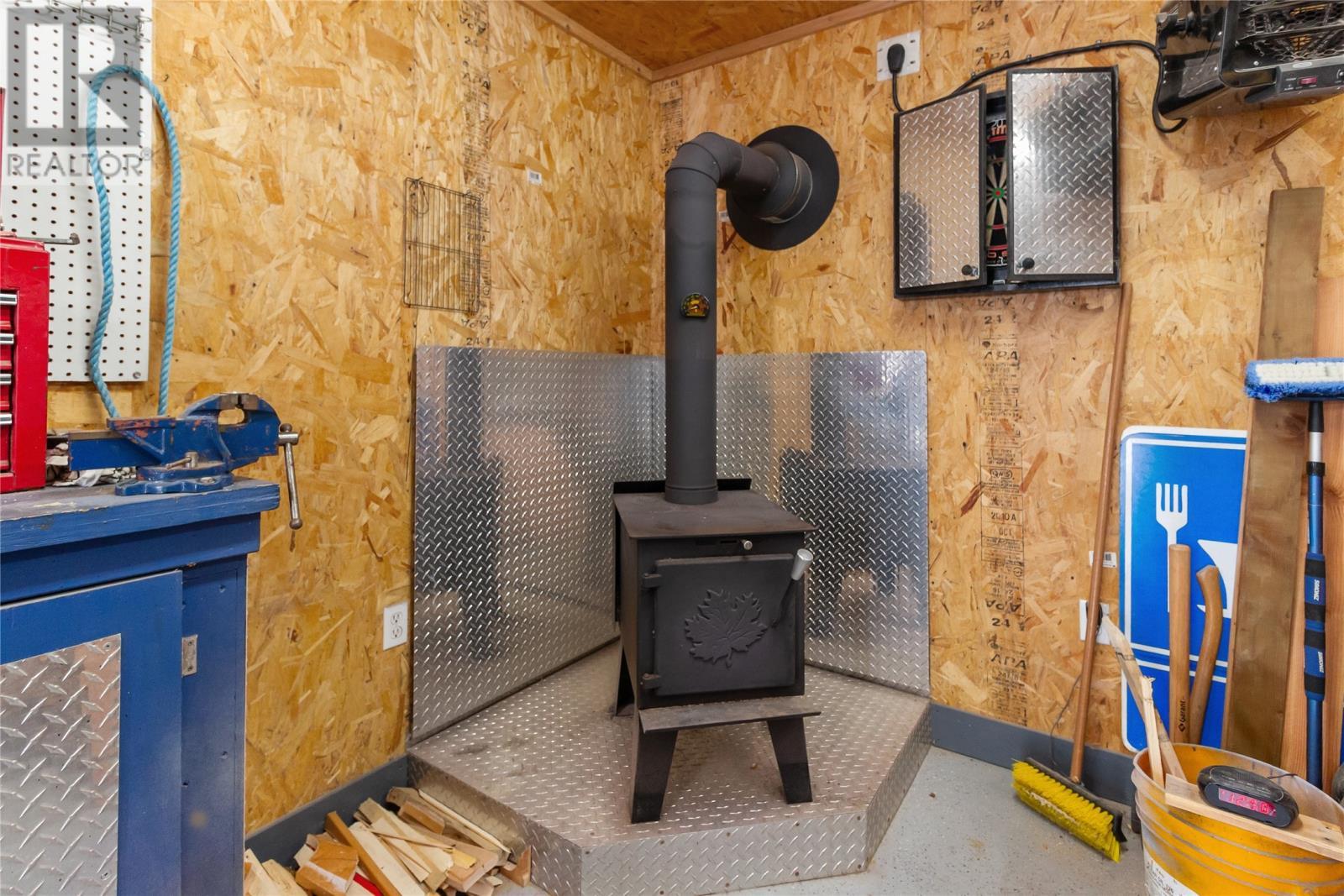 24 Crimson Street, Paradise, NL - Indoor