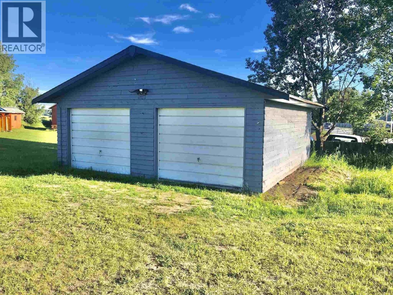 Lot 1 Clarke Avenue, Lac La Hache, BC