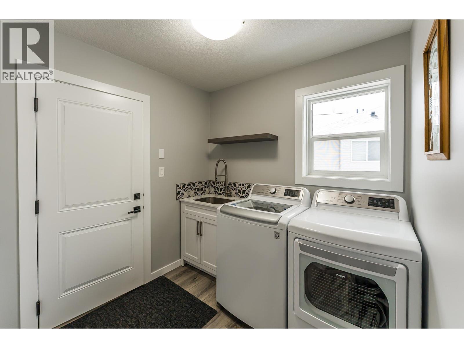 5488 Venta Drive, Prince George, BC - Indoor Photo Showing Laundry Room