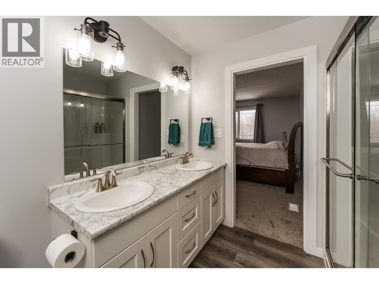 5488 Venta Drive, Prince George, BC - Indoor Photo Showing Bathroom