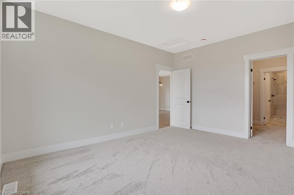 24 Moon Crescent, Cambridge, ON - Indoor Photo Showing Other Room