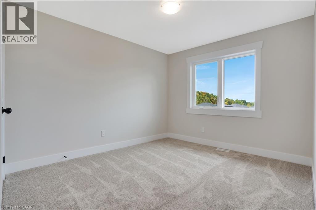 24 Moon Crescent, Cambridge, ON - Indoor Photo Showing Other Room