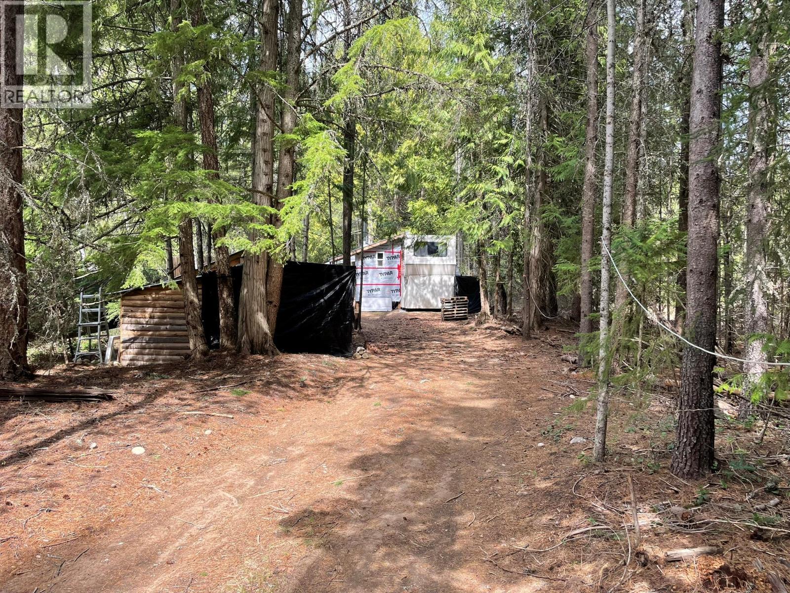 4144 Passmore Upper Road, Winlaw, BC