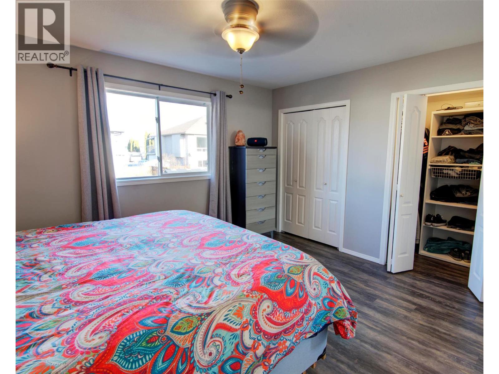 Primary bedroom - 2312 Hunter Avenue, Armstrong, BC - Indoor Photo Showing Bedroom