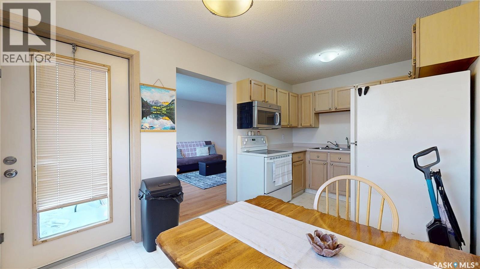 3876 7Th Avenue E, Regina, SK - Indoor