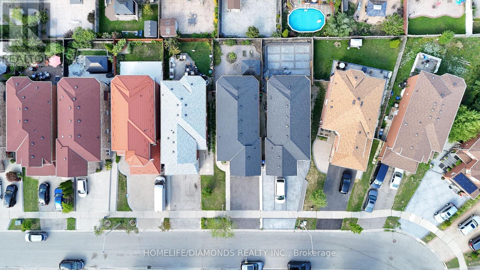 5267 Brookwood Court, Mississauga, ON - With View