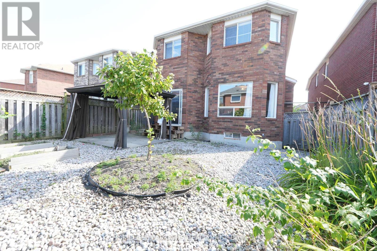 5267 Brookwood Court, Mississauga, ON - Outdoor