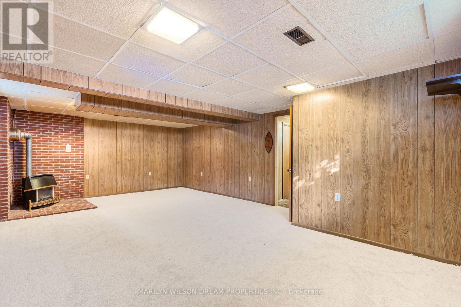 18 Virgil Road, Ottawa, ON - Indoor Photo Showing Other Room