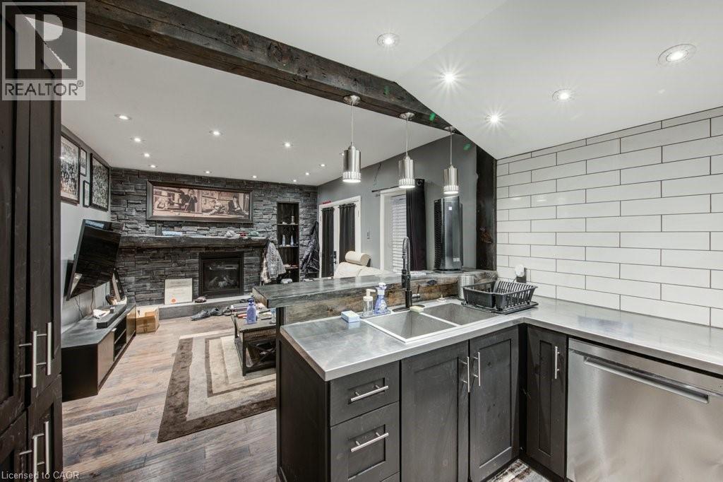 83 Oxford Street, Woodstock, ON - Indoor Photo Showing Kitchen With Double Sink