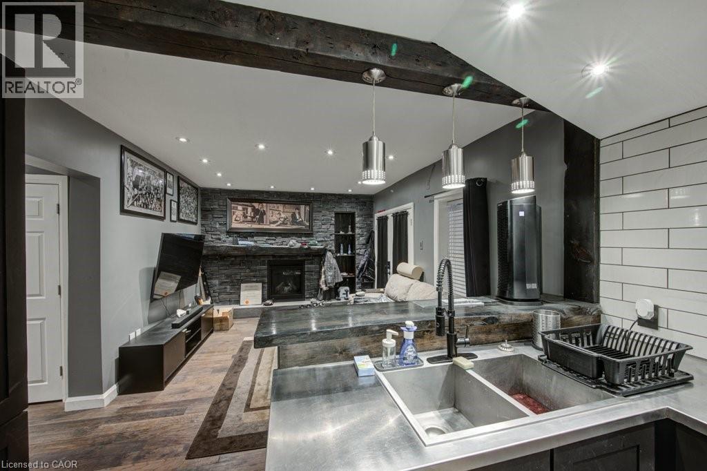 83 Oxford Street, Woodstock, ON - Indoor Photo Showing Kitchen With Double Sink