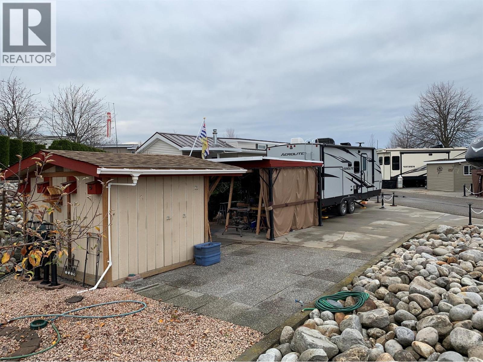 extended driveway space - 8000 Highland Road Lot# 41, Vernon, BC