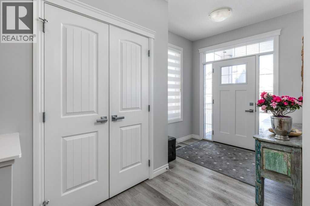 380 Rivercrest View, Cochrane, AB - Indoor Photo Showing Other Room