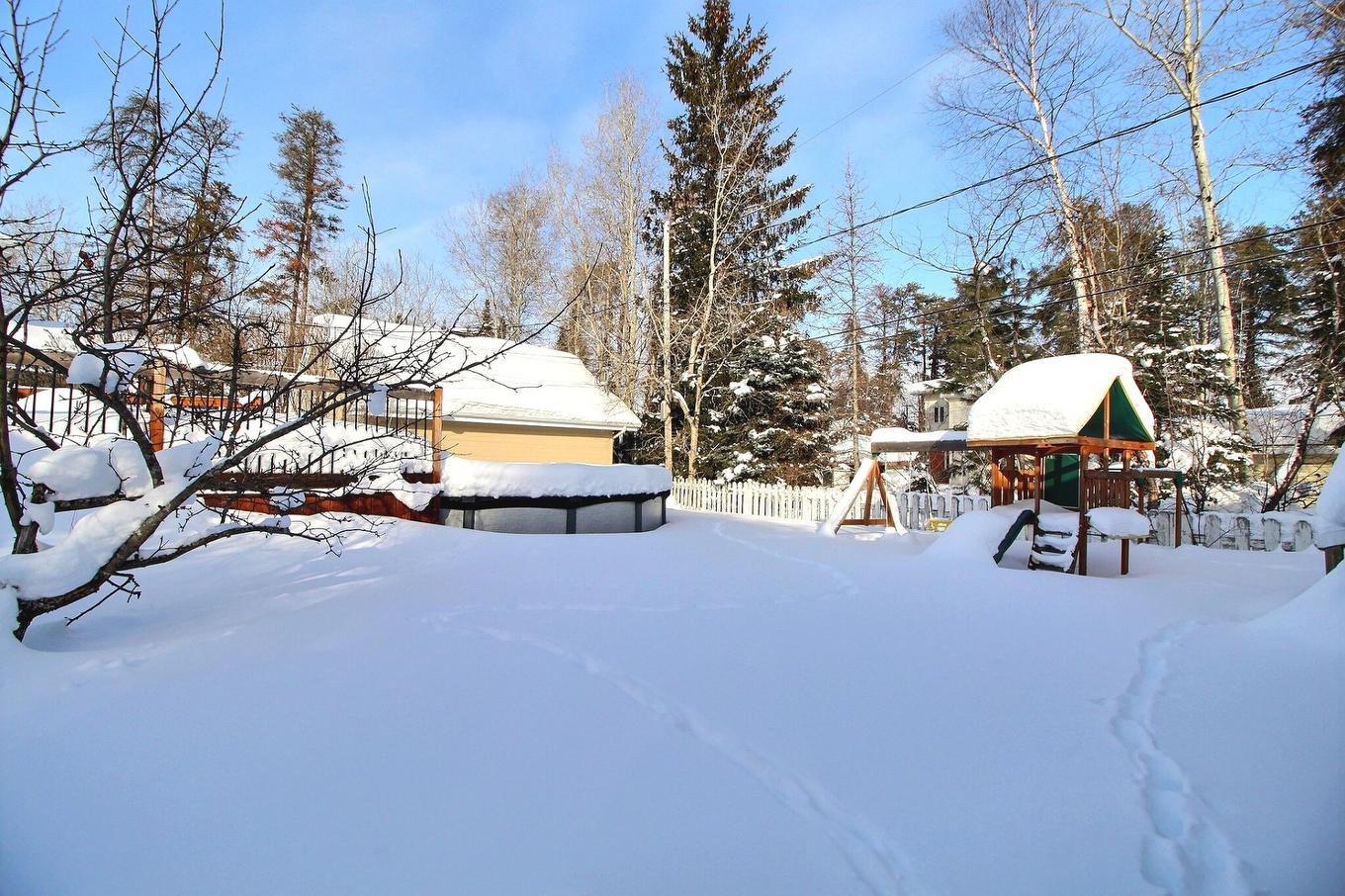 Backyard - 1868 Place Cartman, Val-D'Or, QC - Outdoor