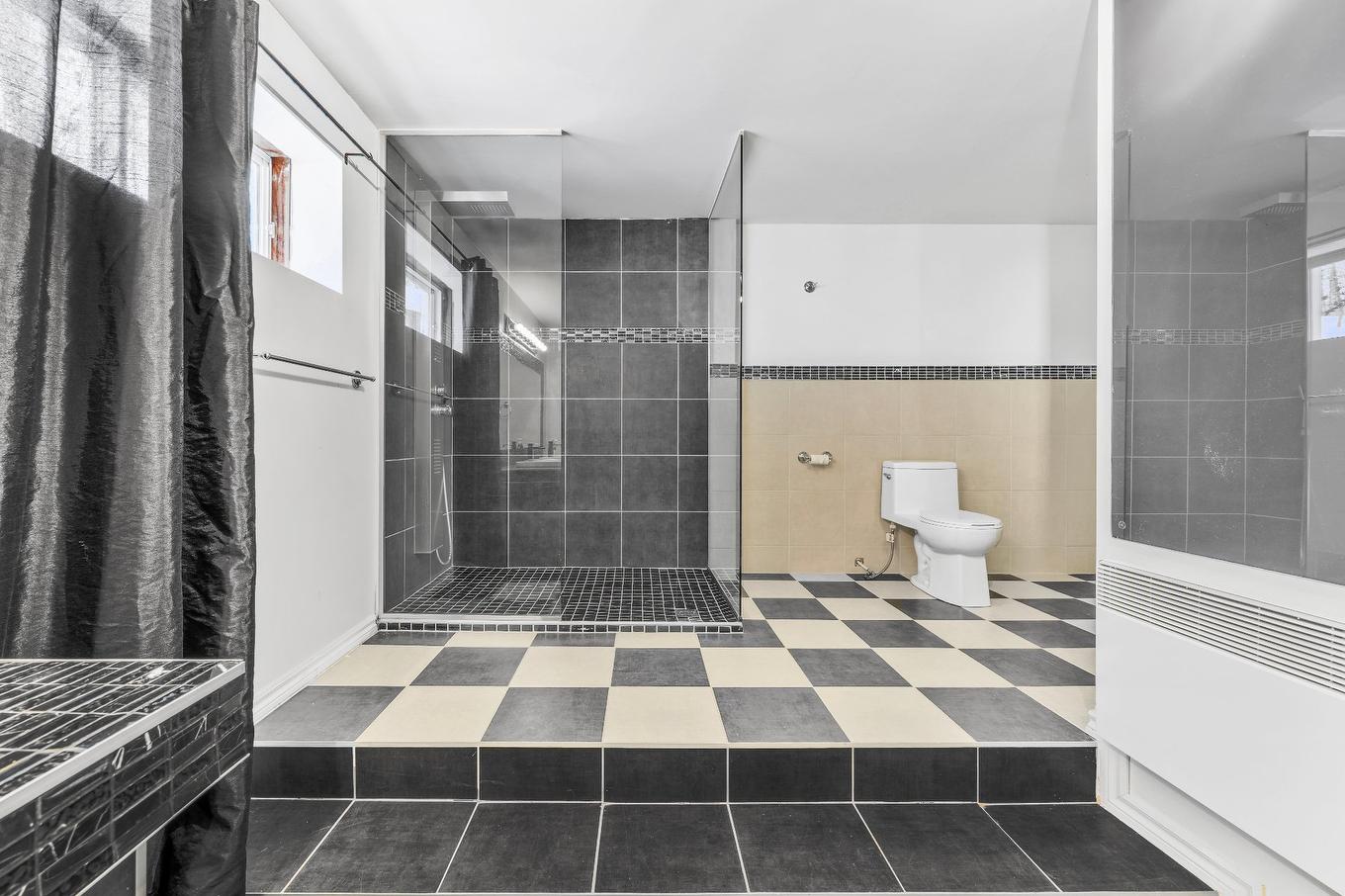 Salle de bains - 21 154E Avenue, Saint-Hippolyte, QC - Indoor Photo Showing Bathroom