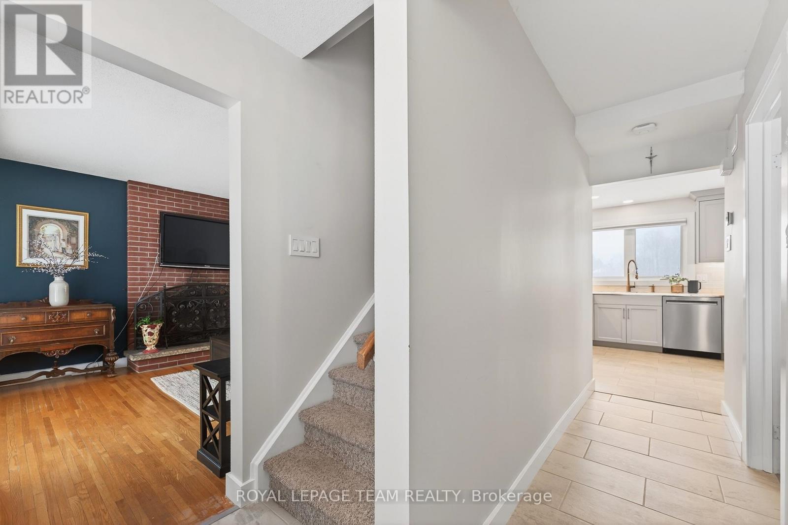 2690 Hickson Crescent, Ottawa, ON - Indoor Photo Showing Other Room