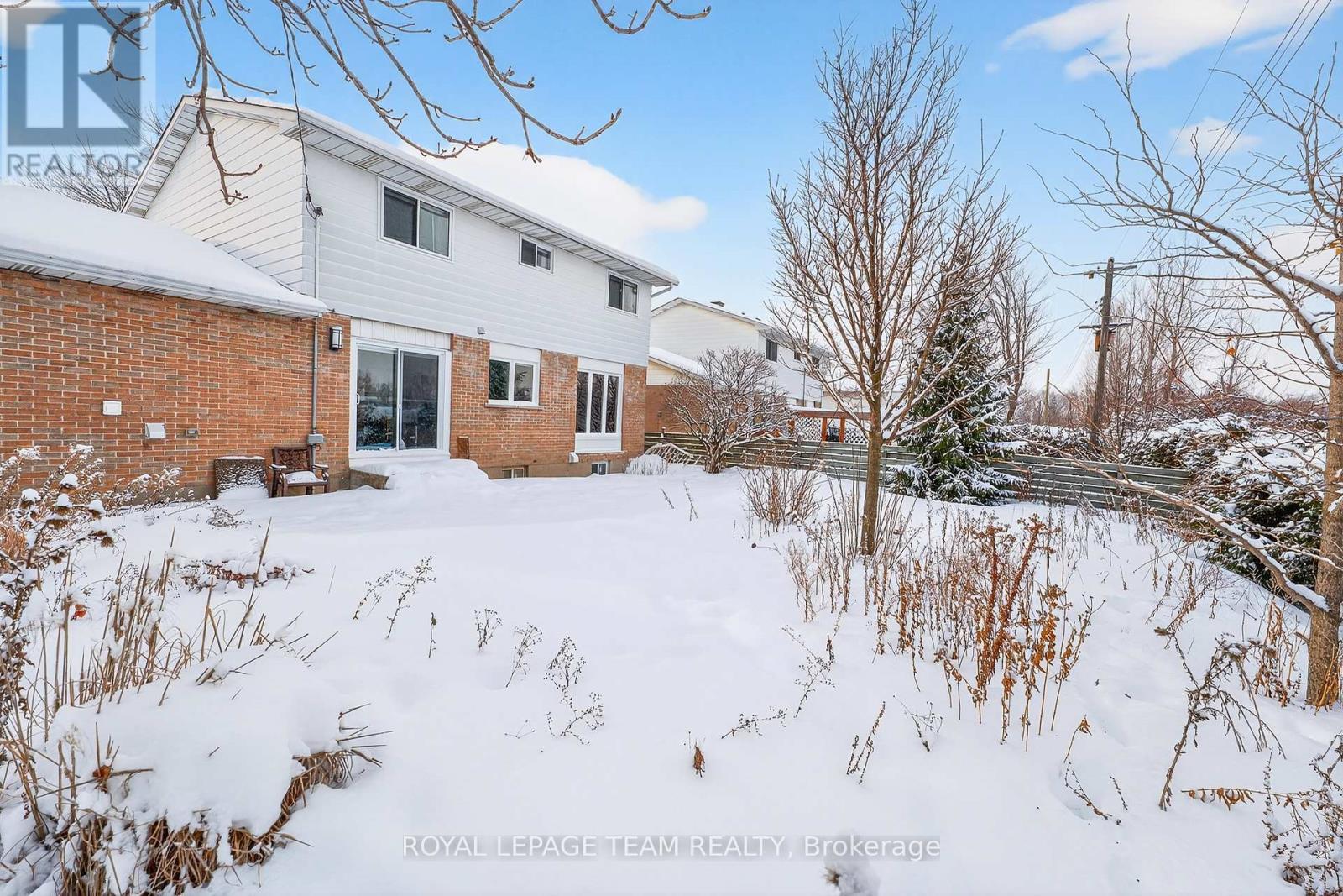 2690 Hickson Crescent, Ottawa, ON - Outdoor