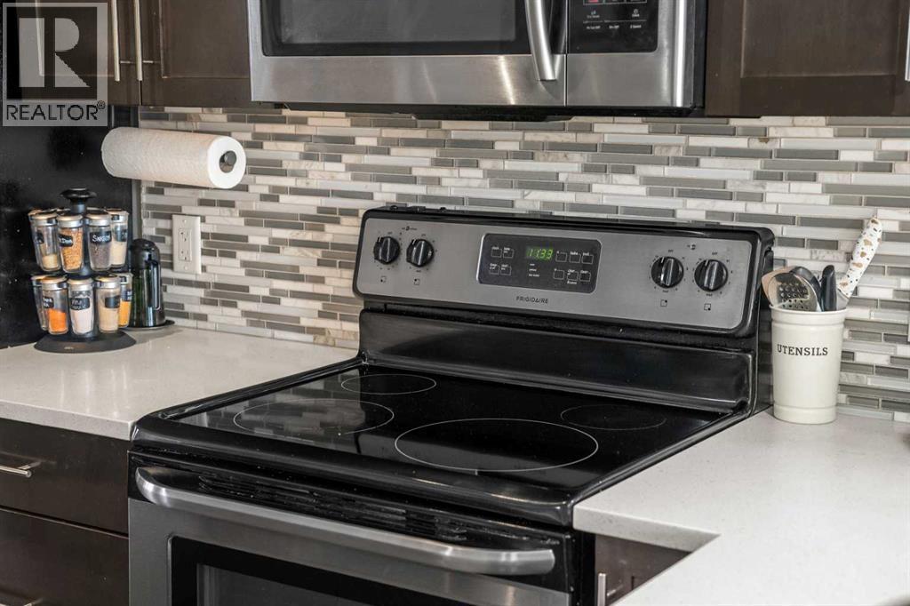 51 Redstone Circle Ne, Calgary, AB - Indoor Photo Showing Kitchen