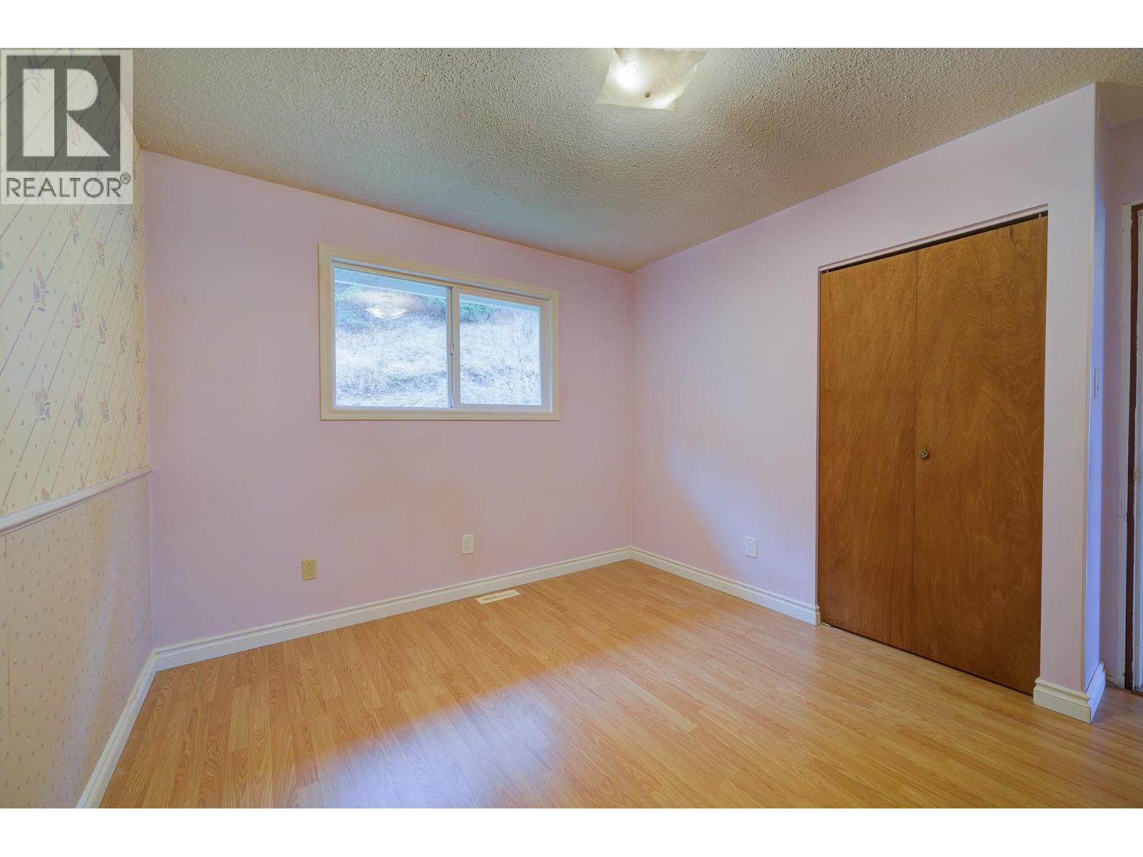 1047 Lamar Place, Kamloops, BC - Indoor Photo Showing Other Room