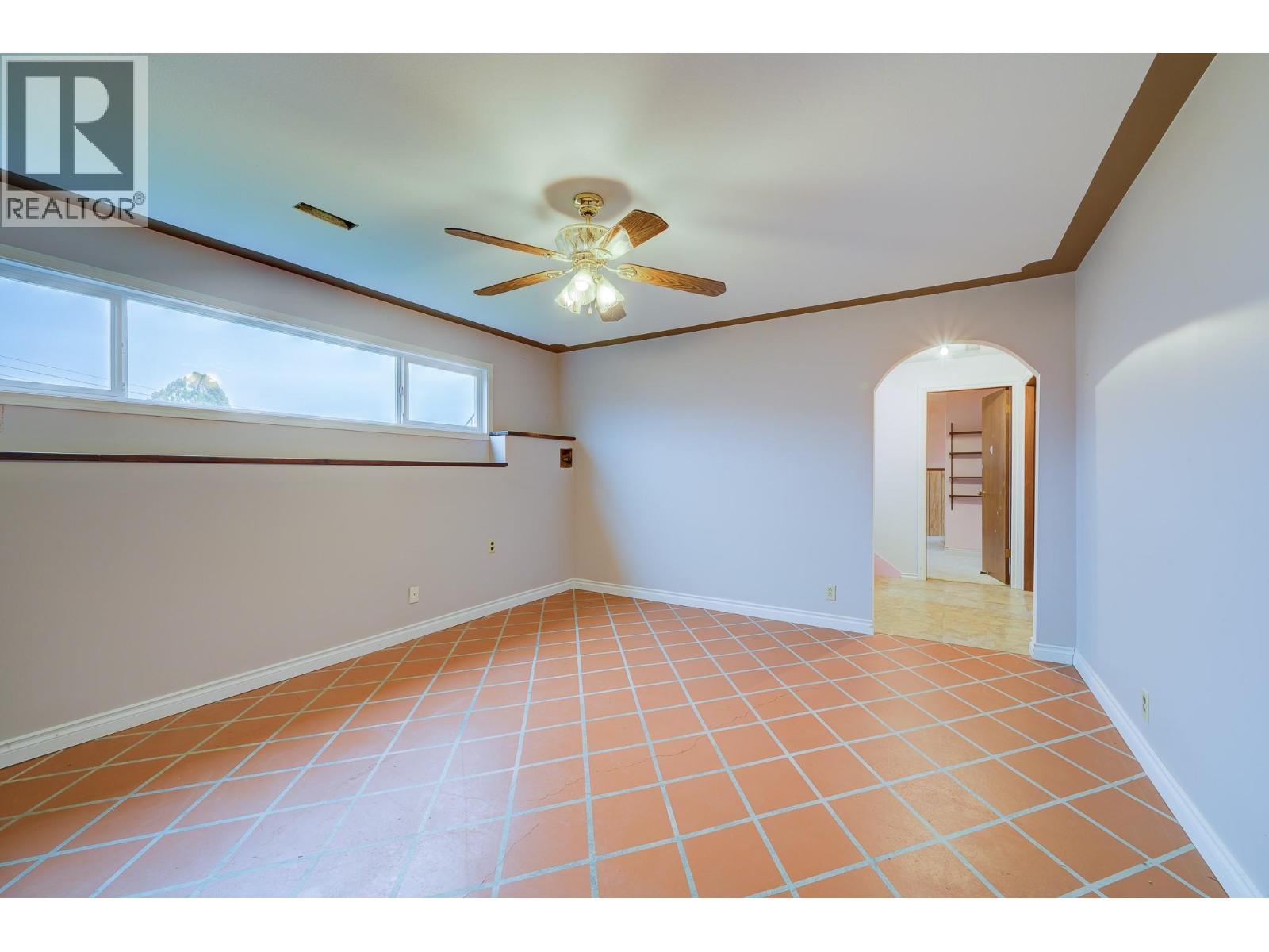 1047 Lamar Place, Kamloops, BC - Indoor Photo Showing Other Room