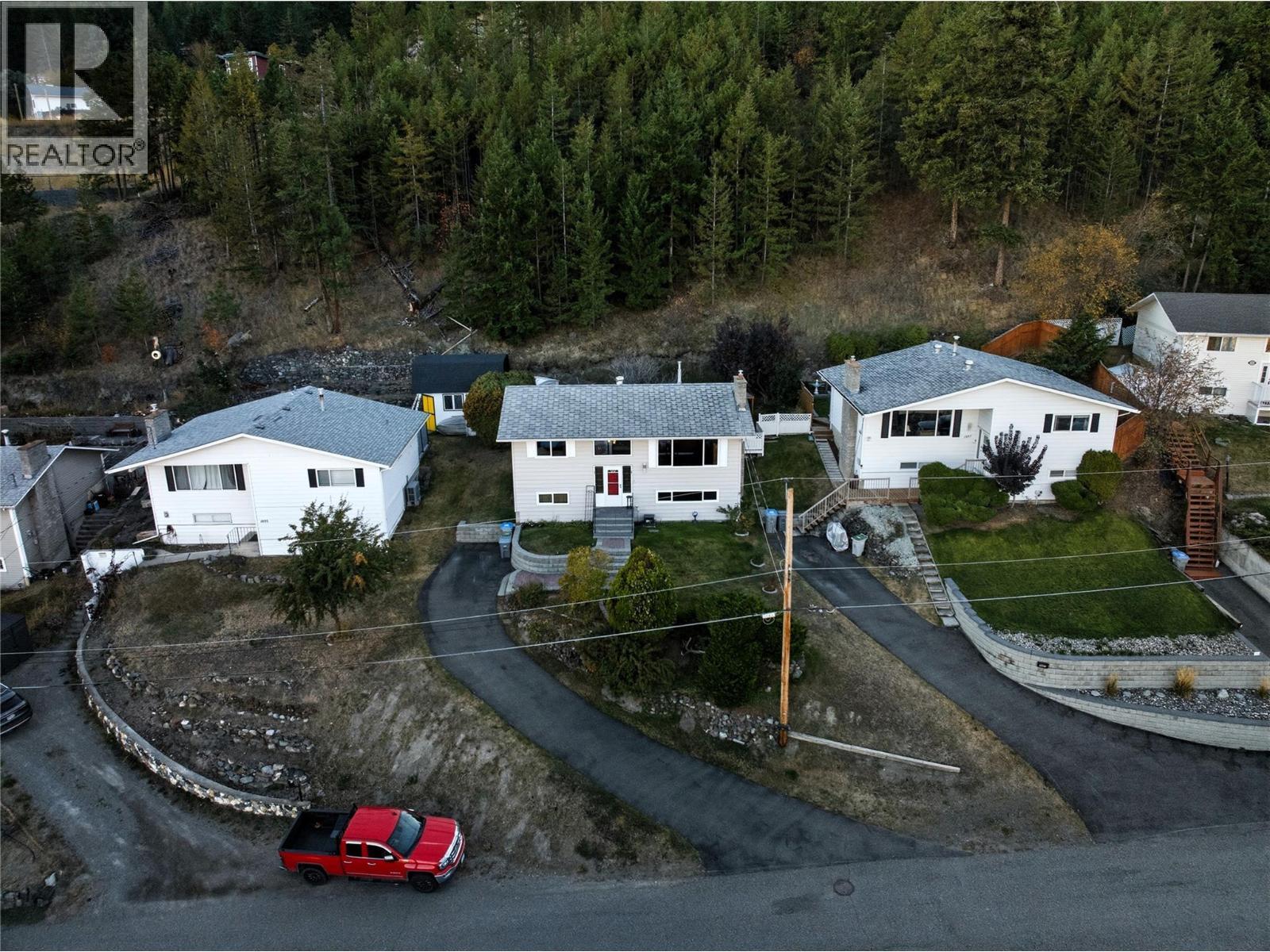 1047 Lamar Place, Kamloops, BC - Outdoor