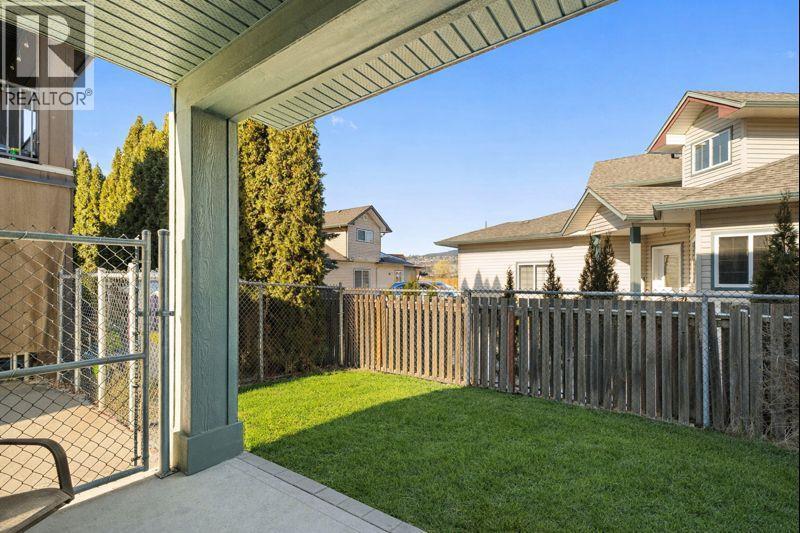 3284 Redecopp Court, Lake Country, BC - Outdoor With Exterior