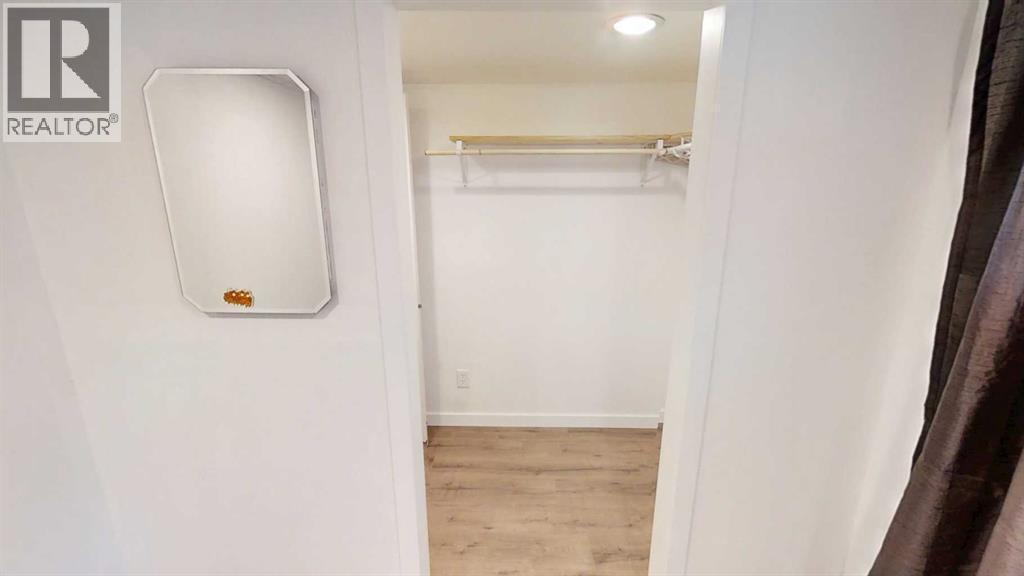 1505 8 Avenue S, Lethbridge, AB - Indoor