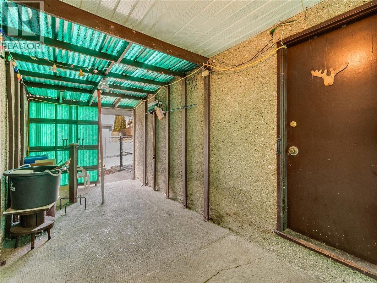 3201 Highway Drive, Trail, BC - Indoor