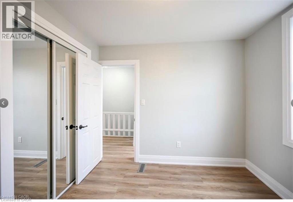 1024 Cannon Street E, Hamilton, ON - Indoor Photo Showing Other Room