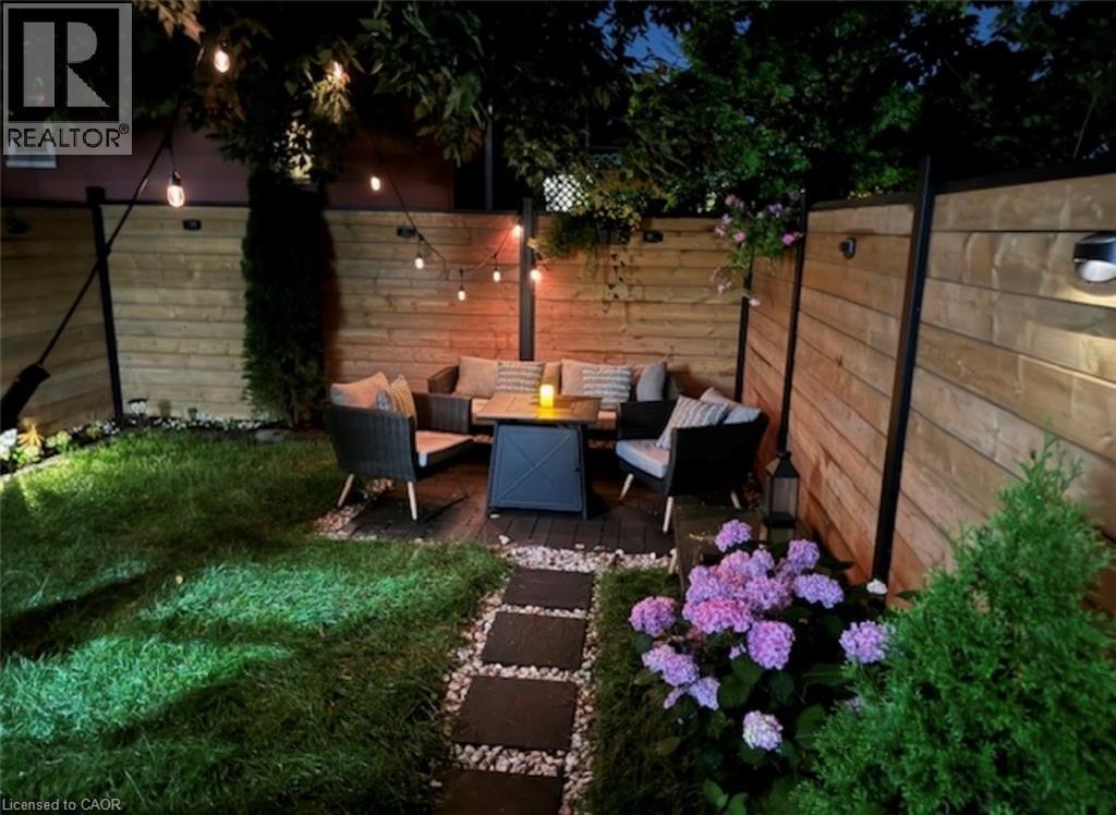 1024 Cannon Street E, Hamilton, ON - Outdoor