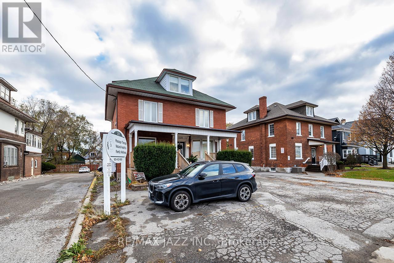 231 King Street E, Oshawa (Central), ON