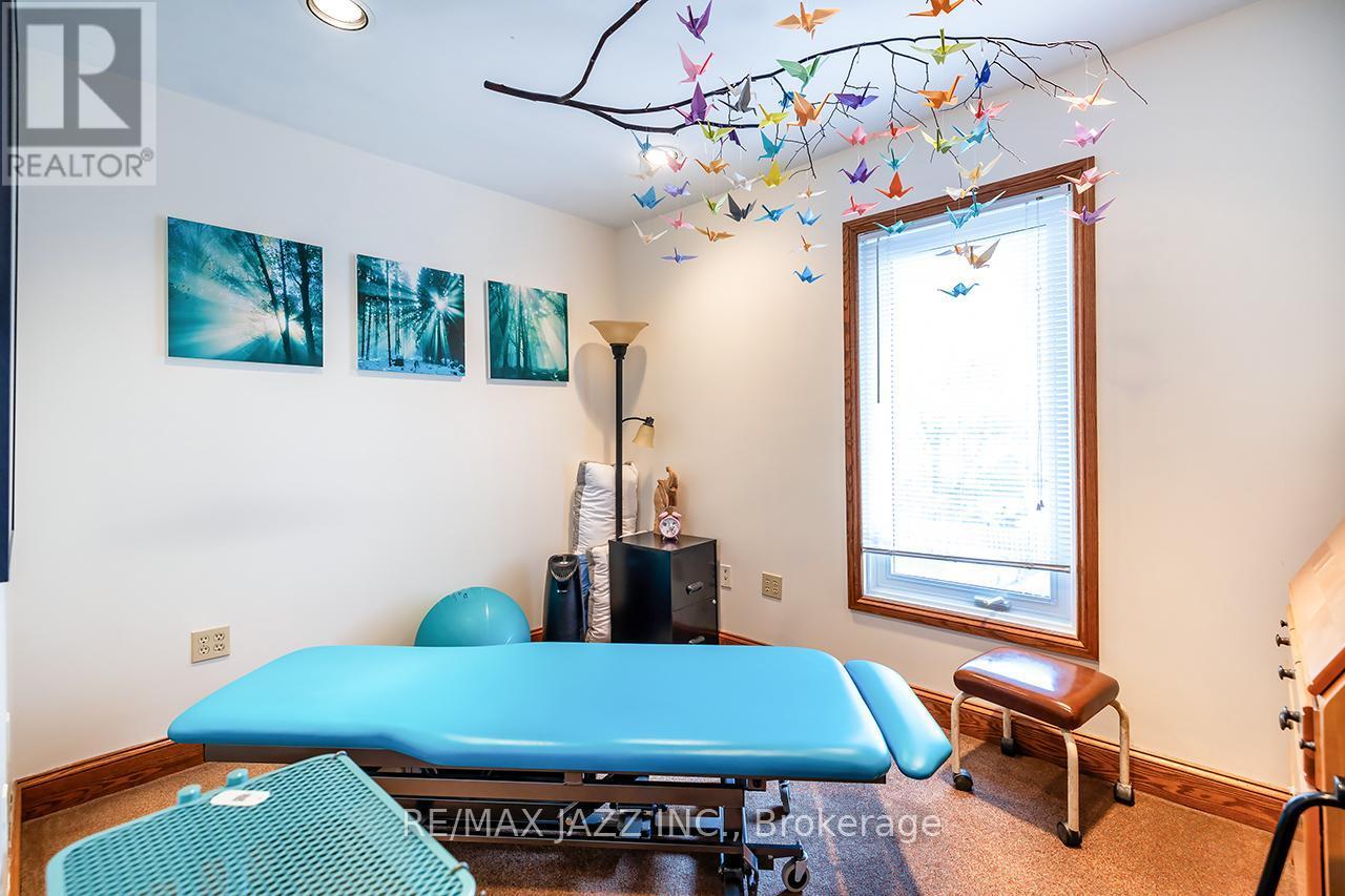 231 King Street E, Oshawa (Central), ON