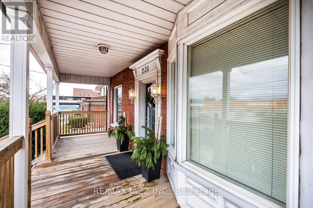 231 King Street E, Oshawa (Central), ON