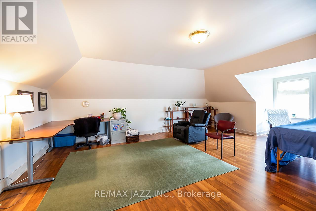 231 King Street E, Oshawa (Central), ON