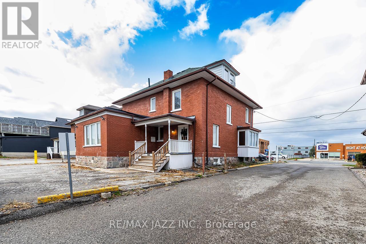 231 King Street E, Oshawa (Central), ON