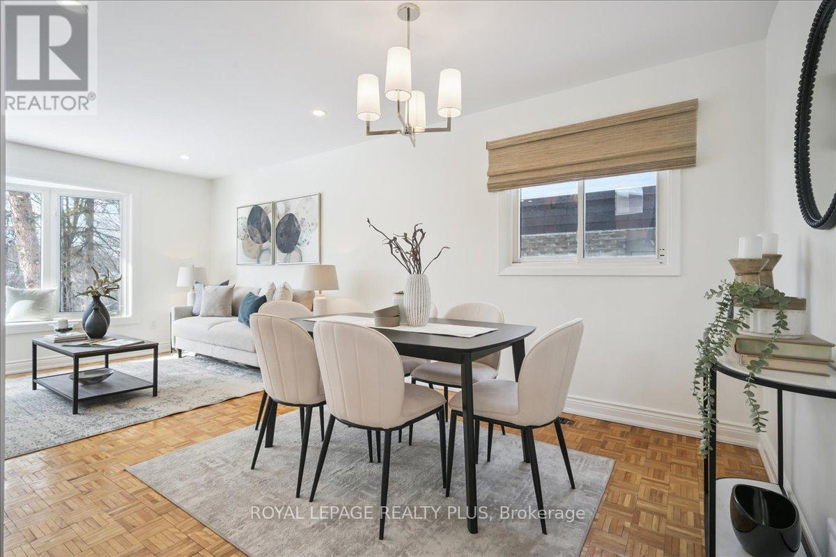 3655 Burnbrae Drive, Mississauga, ON - Indoor