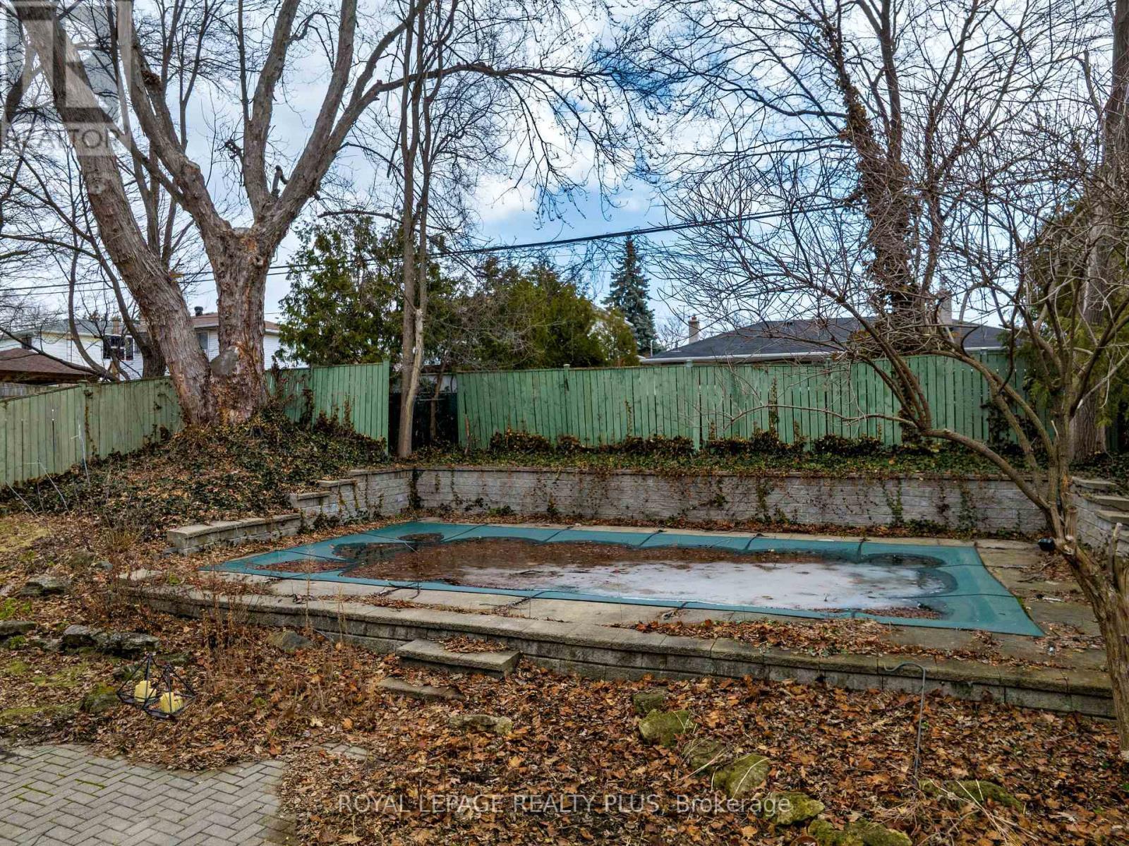 3655 Burnbrae Drive, Mississauga, ON - Outdoor With Backyard